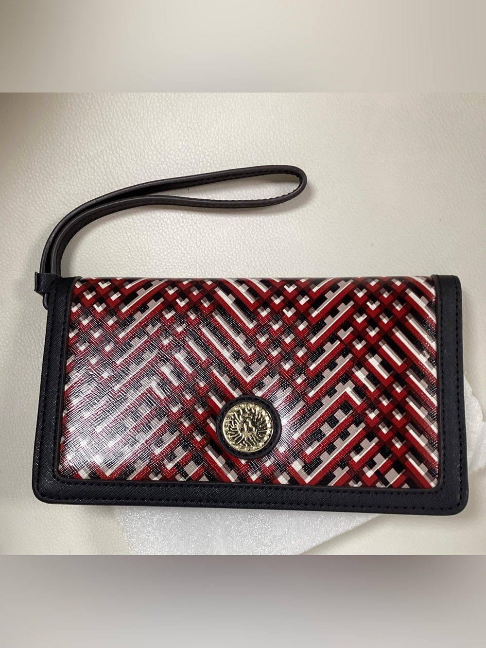 Anne Klein Red Black Geometric Zip Around Wristlet Wallet NWT